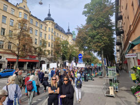 Demonstrationståg mot Odenplan från Vasaparken